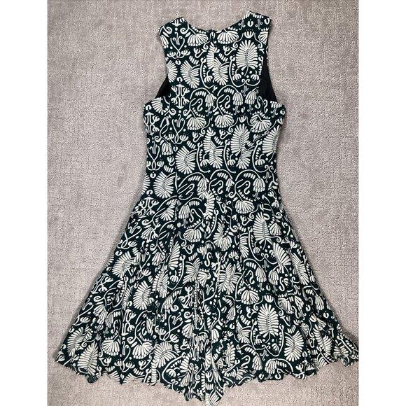 H&M Off White/Forest Green Tropical Print Sleeveless Skater Dress size 2 - Picture 7 of 7